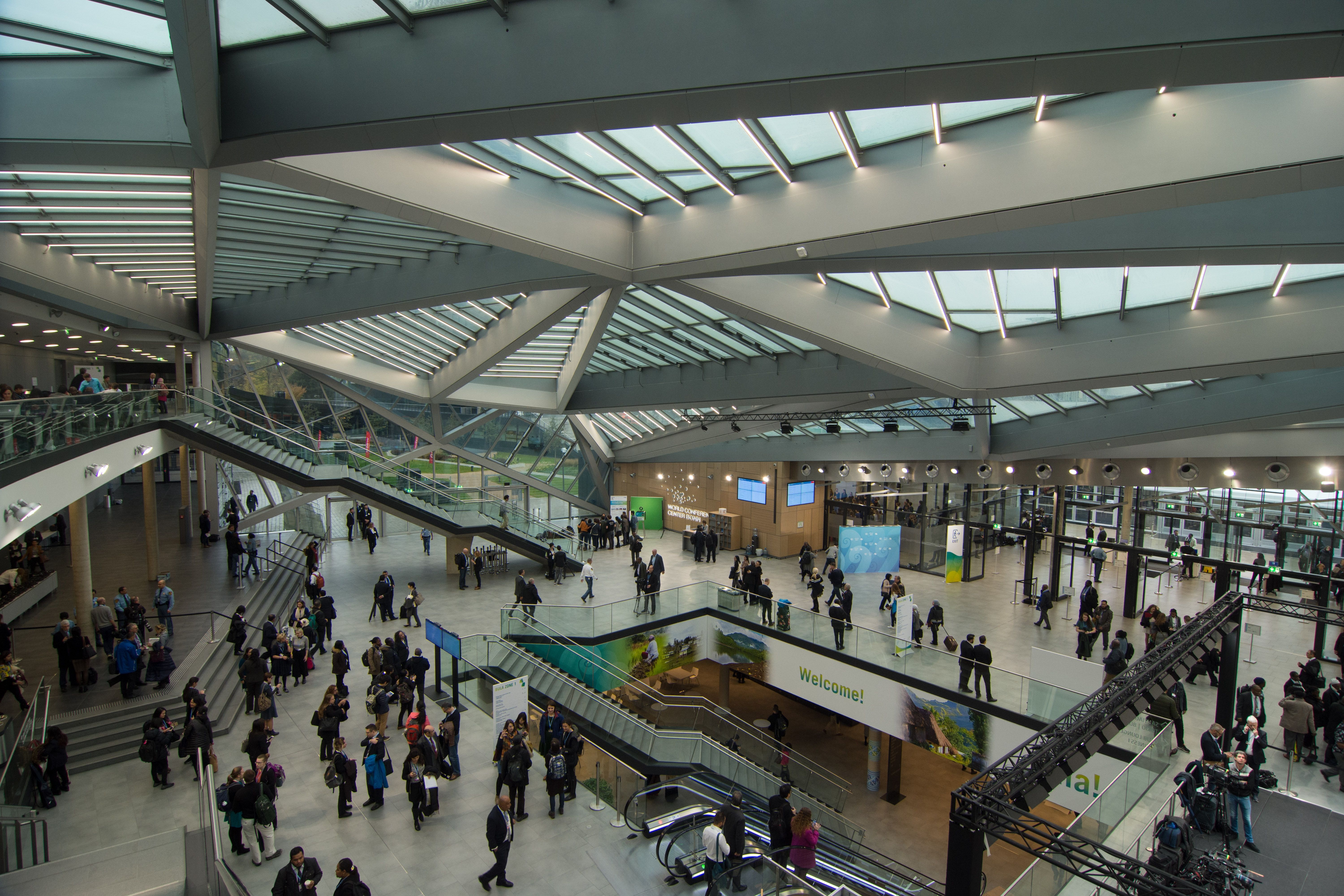 Foyer des World Conference Center Bonn