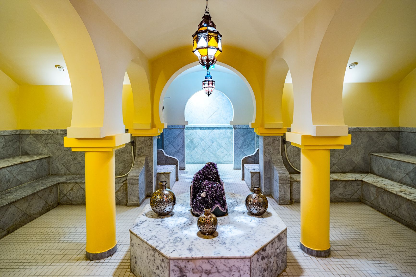 Oriental bath, Mediterana