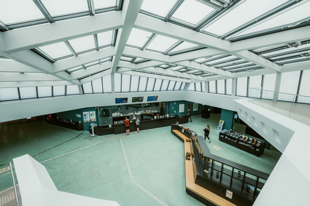 Inside the spacious visitor center, the corridors lead to the permanent exhibitions Destination: Herrenmensch and Wildnis(t)räume