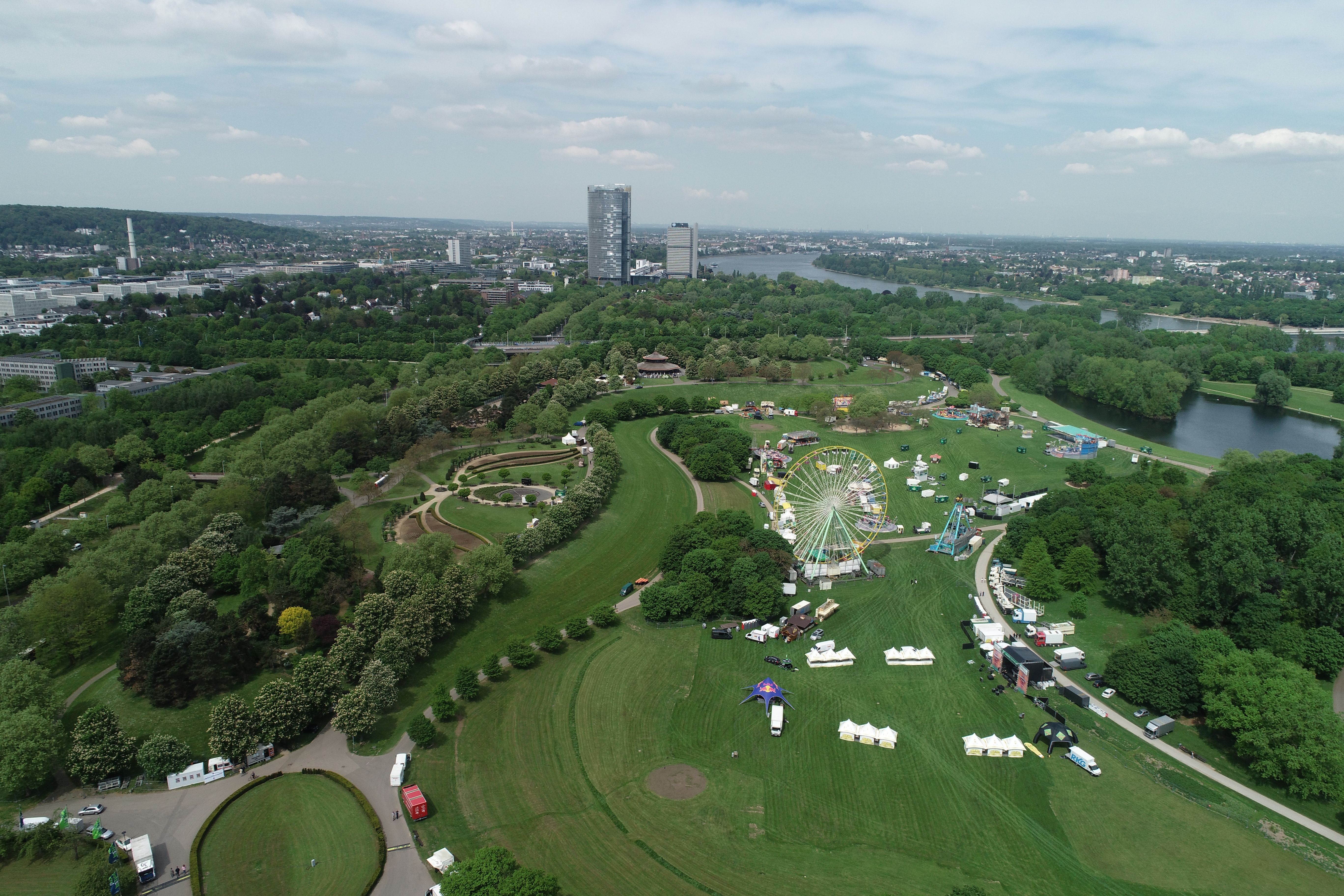 The Rheinaue leisure park is used for various event formats. It is located in the immediate vicinity of Bonn's former government district