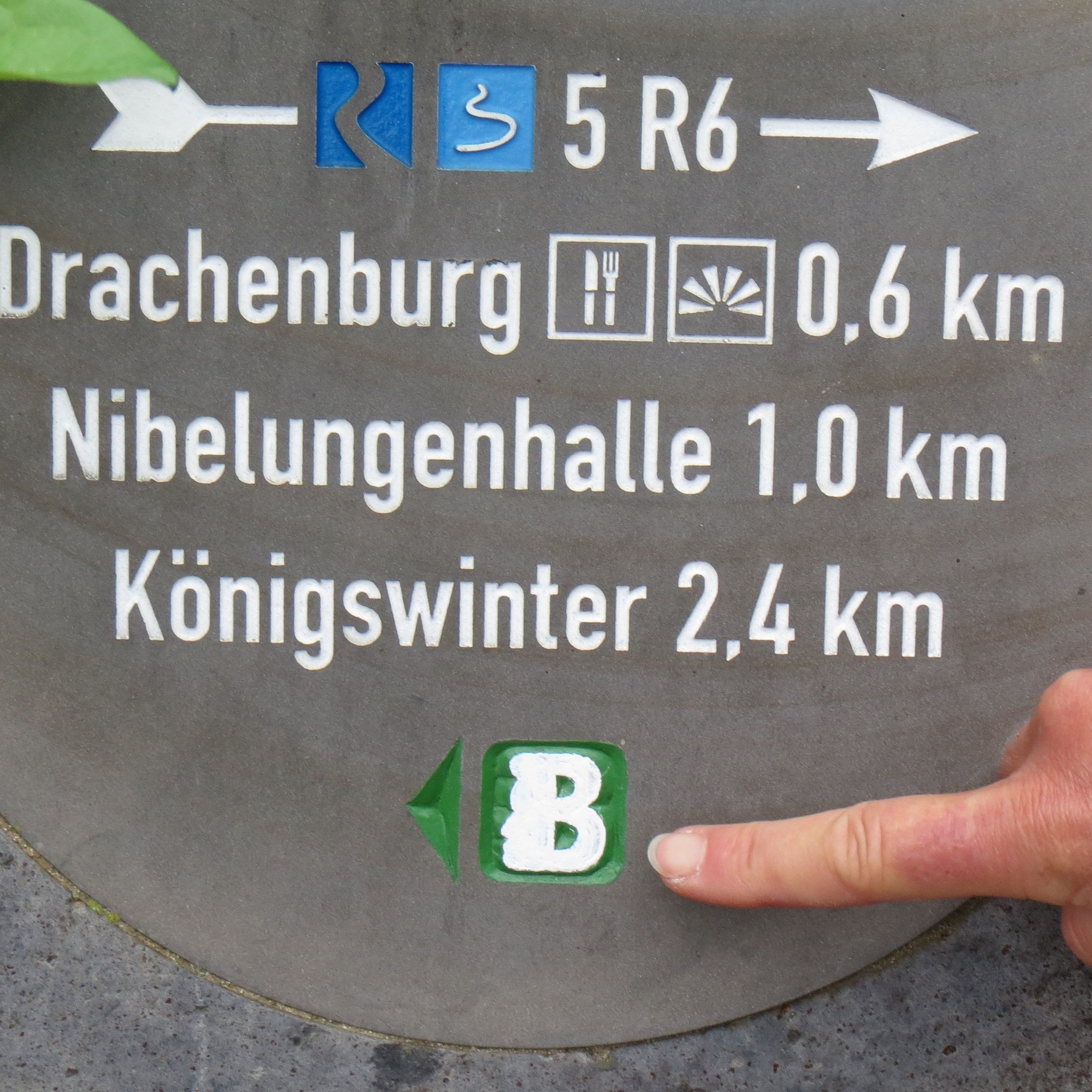 Wegweiser auf dem Beethoven-Wanderweg, Rhein-Sieg-Kreis