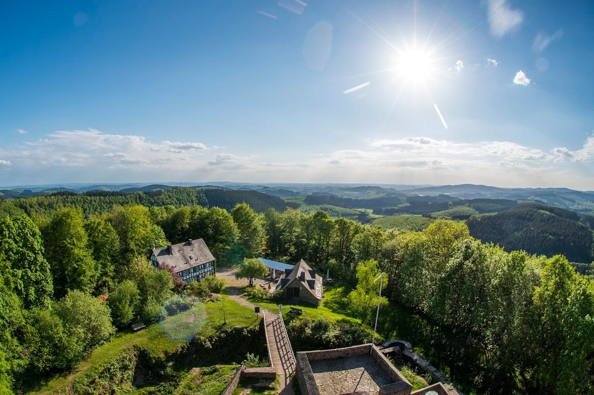 From the tower of the Ginsburg, visitors can enjoy a beautiful view over the Rothaargebirge.