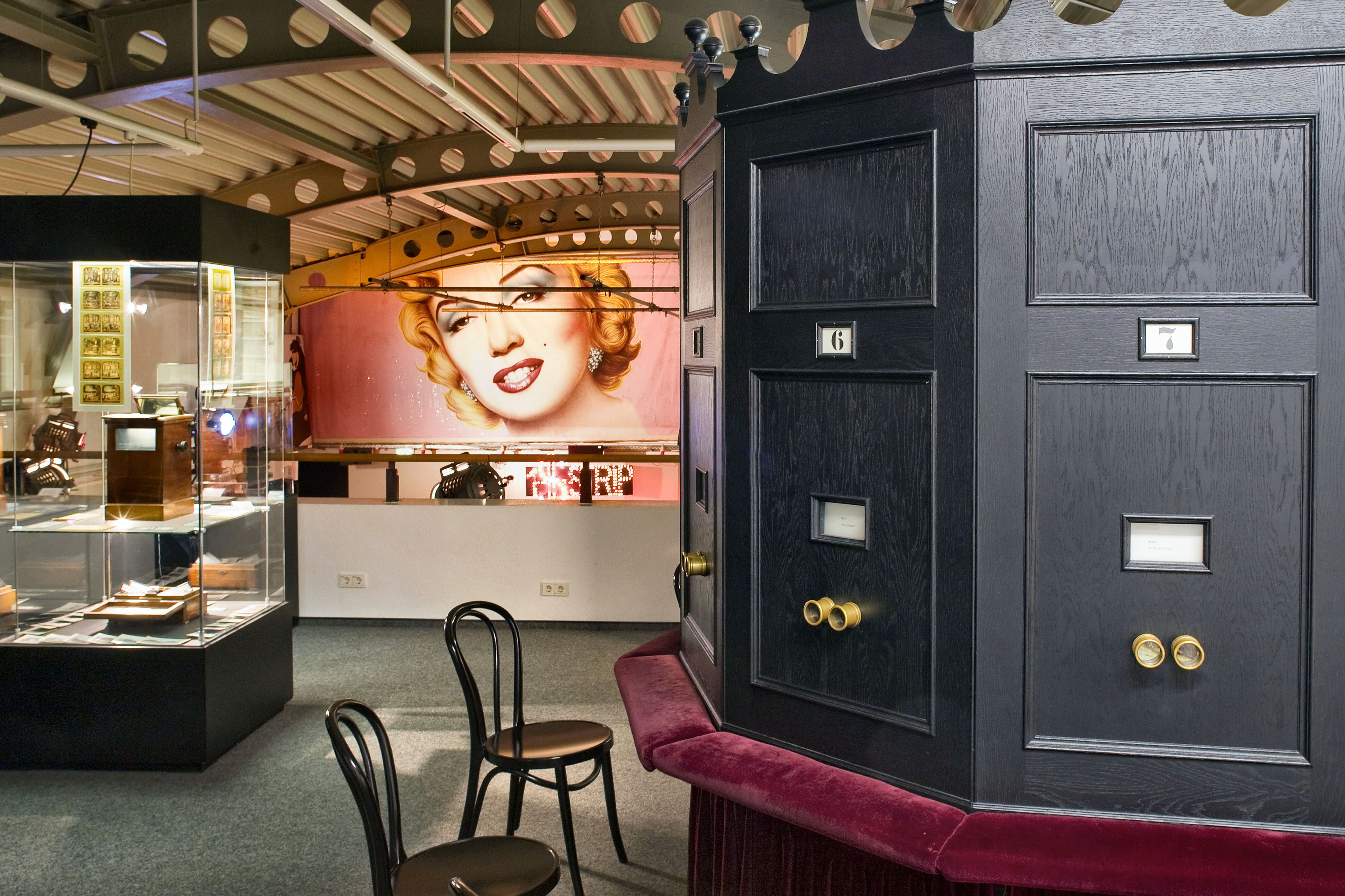 4. OG Dauerausstellung (Blick auf Marilyn Monroe)