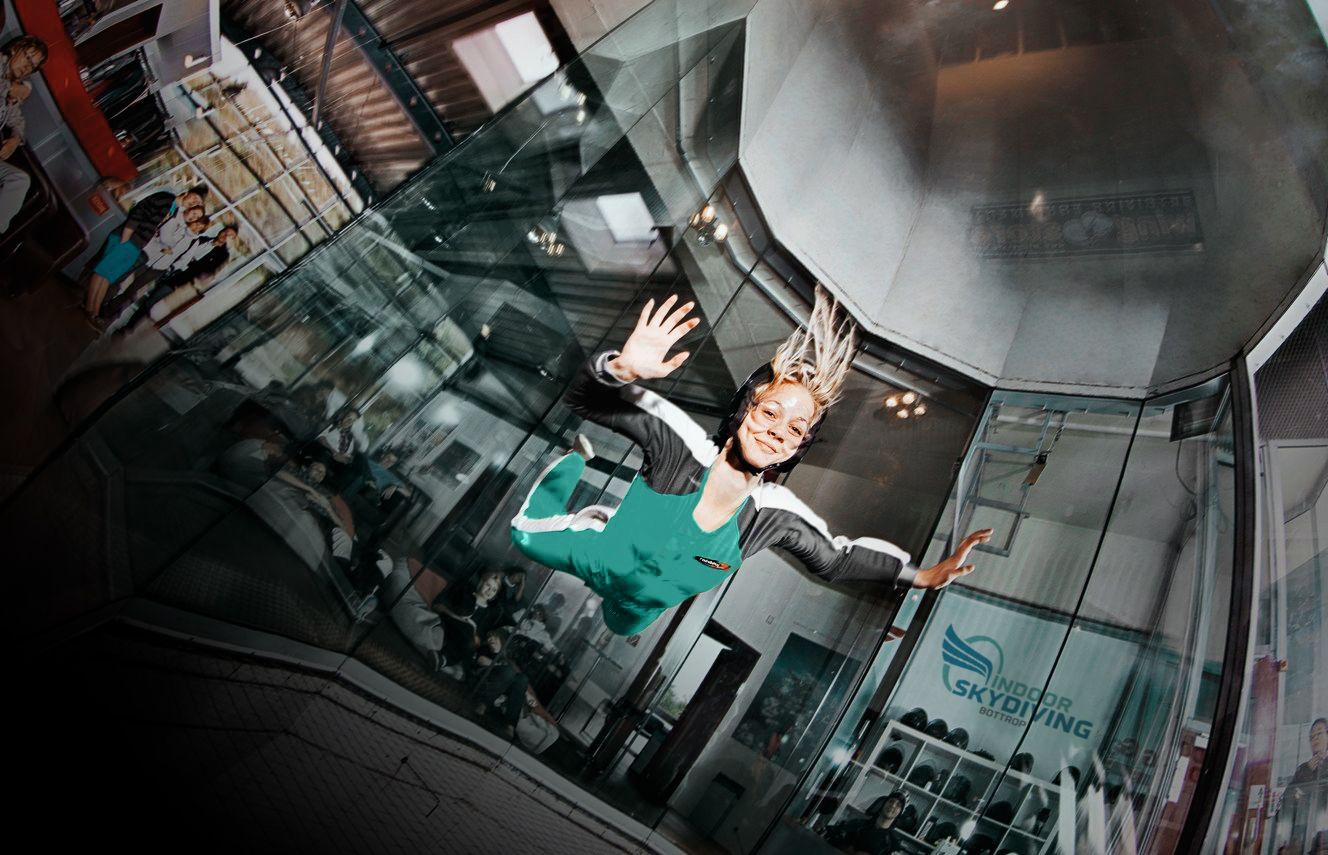 Indoor skydiving, Bottrop, wind tunnel