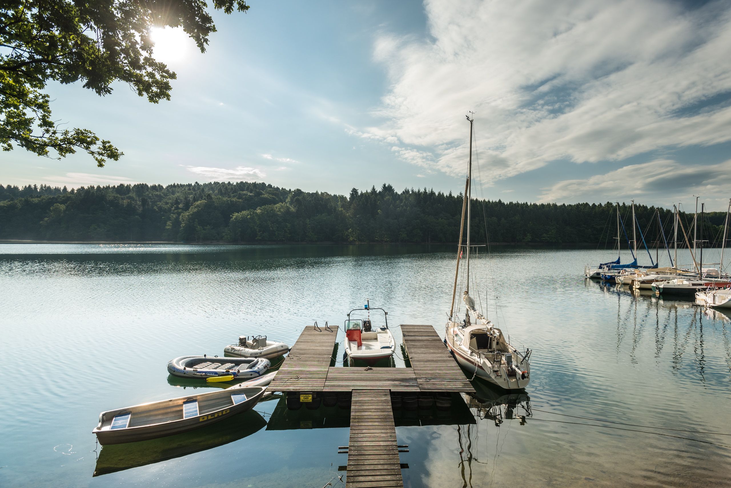 Boote an der Bevertalsperre