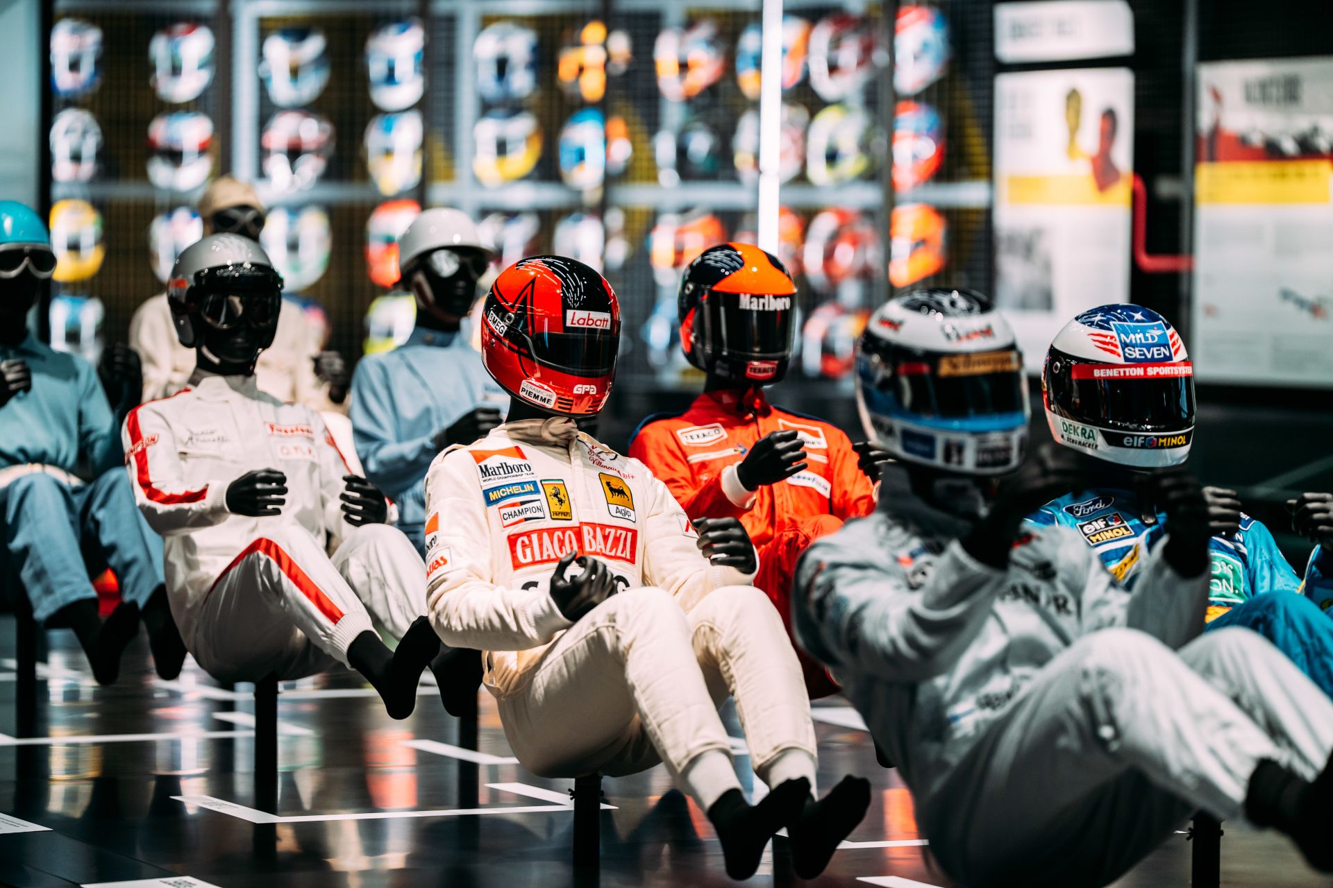 Countless exhibits let guests dream of racing in the Formula 1® exhibition