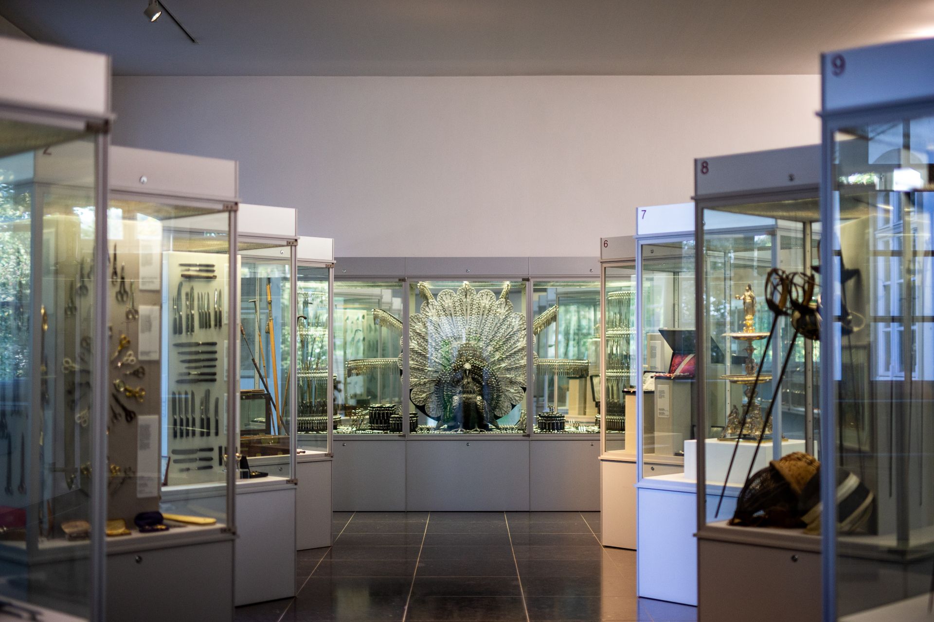 The peacock made of scissors is a very special exhibit in the German Blade Museum Solingen