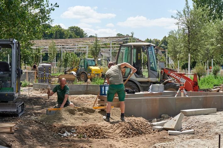 The landscape gardeners of the Neuss 2026 State Garden Show are working at full speed to ensure that everything is ready for guests on April 16, 2026