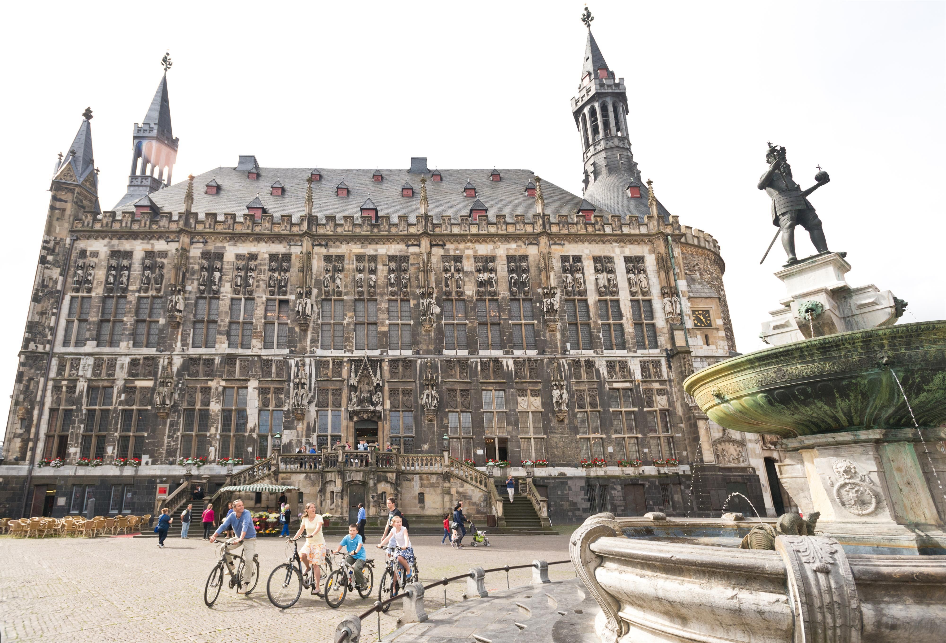 To Page Historische Altstadt Aachen