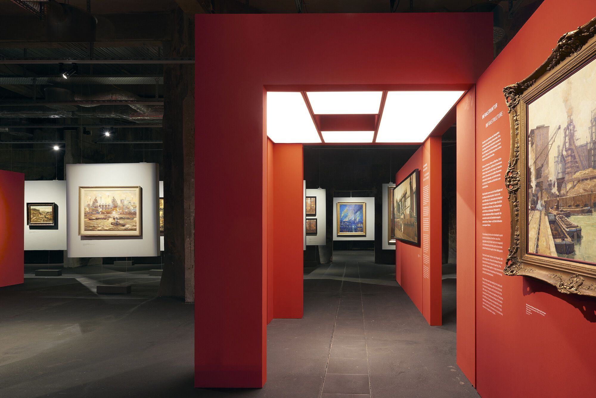 View of the exhibition "The Land of a Thousand Fires. Industrial images from the Ludwig Schönefeld Collection"