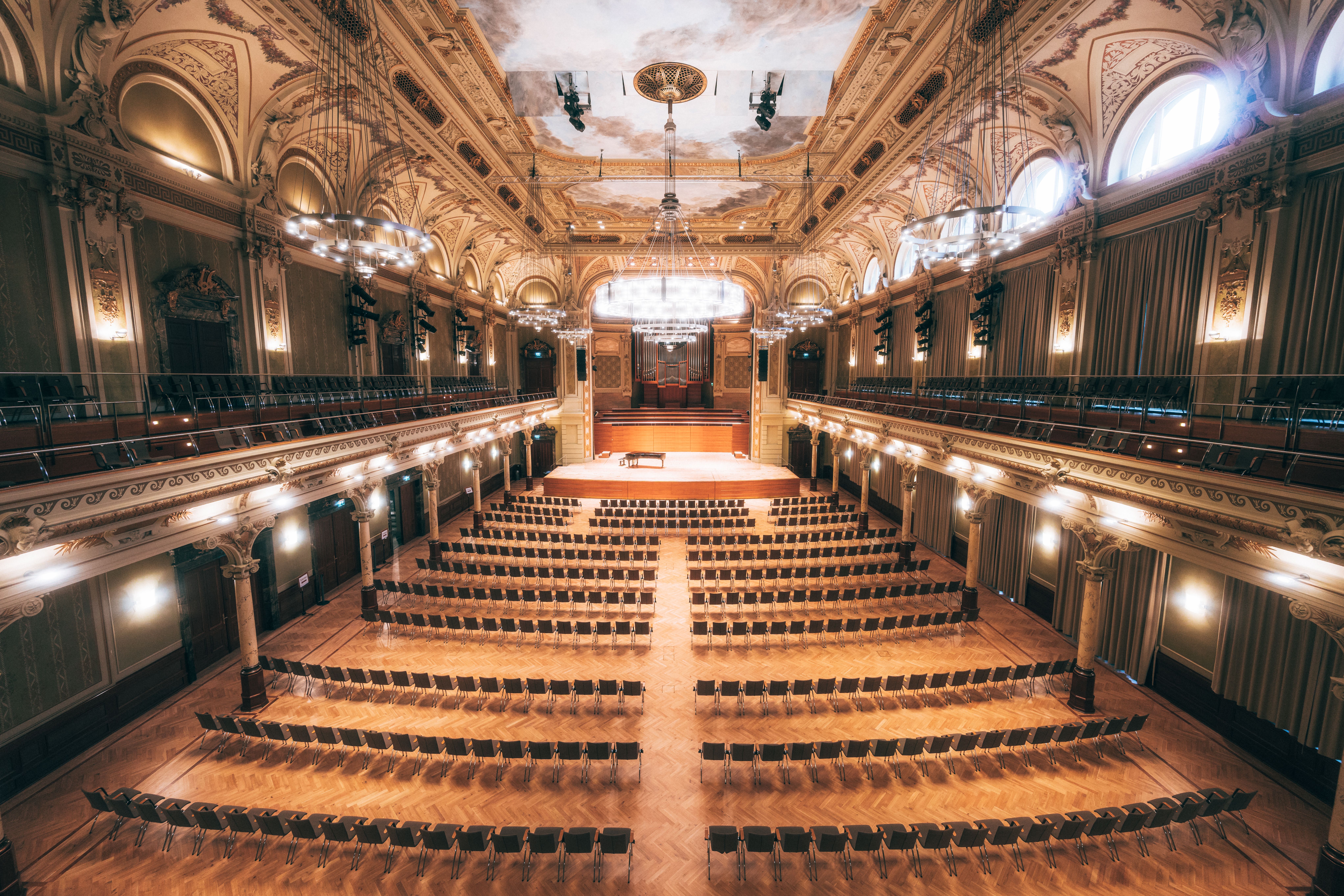 Der Große Saal der historischen Stadthalle Wuppertal