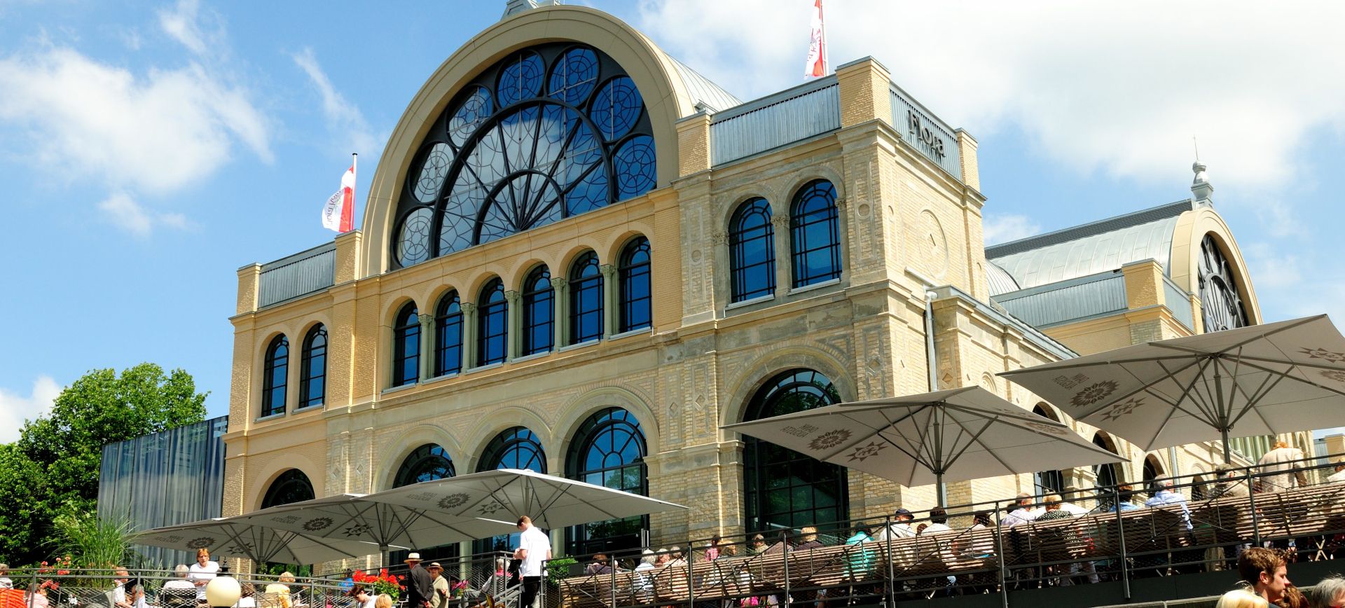 DankAugsuta Terasse1 © Kirberg Catering