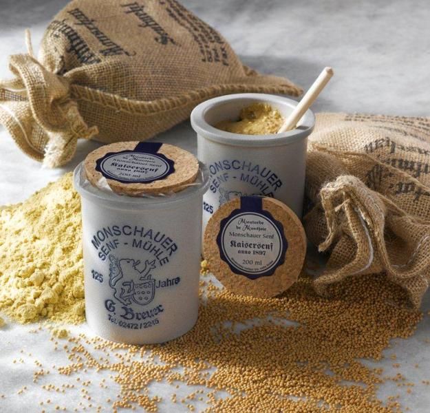Kaisersenf is a wonderfully coarsely ground red mustard from the Historische Senfmühle Monschau mustard mill