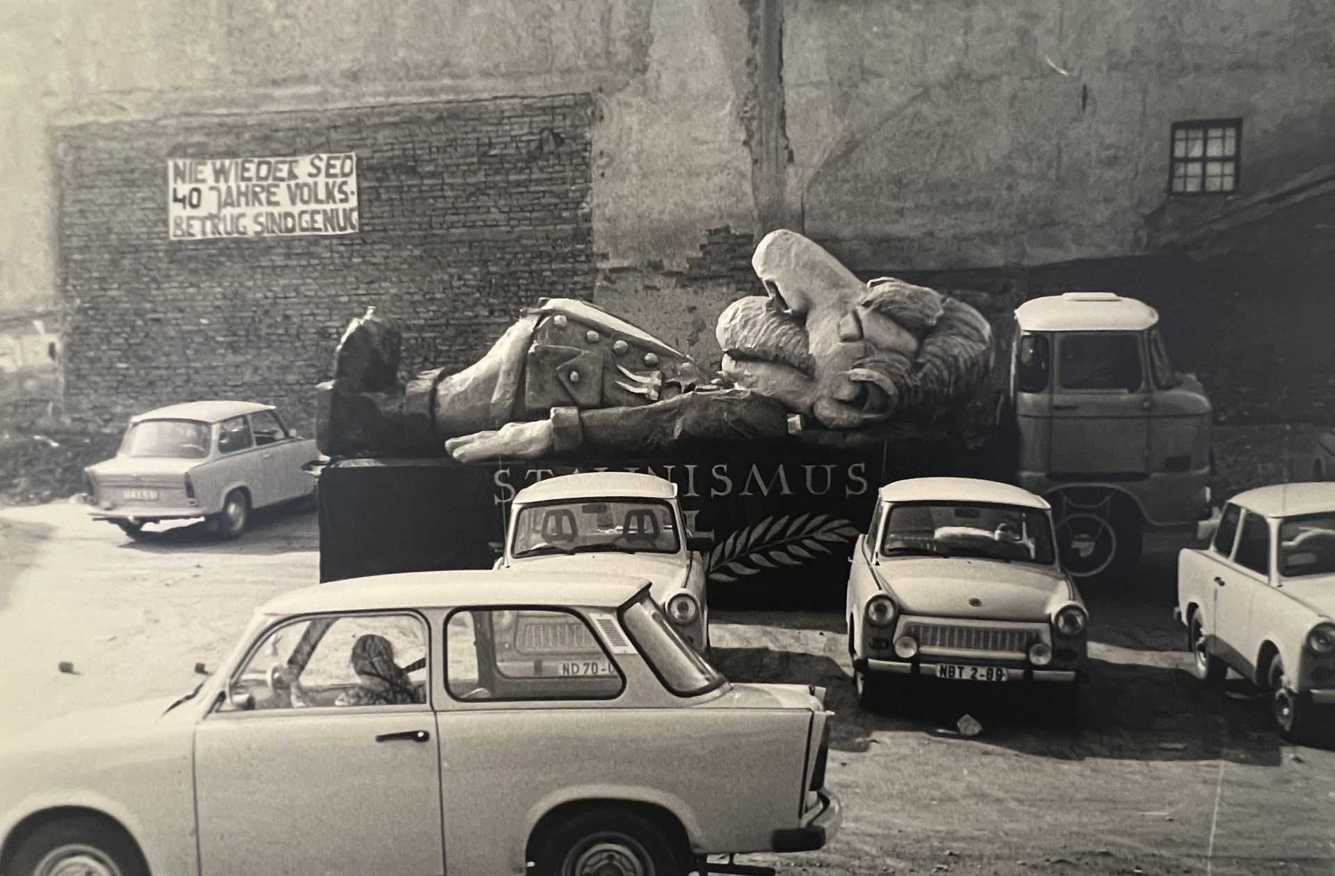 The legendary "Stalintour 1990" through the GDR during the fall of the Berlin Wall made Jacques Tilly an overnight sensation