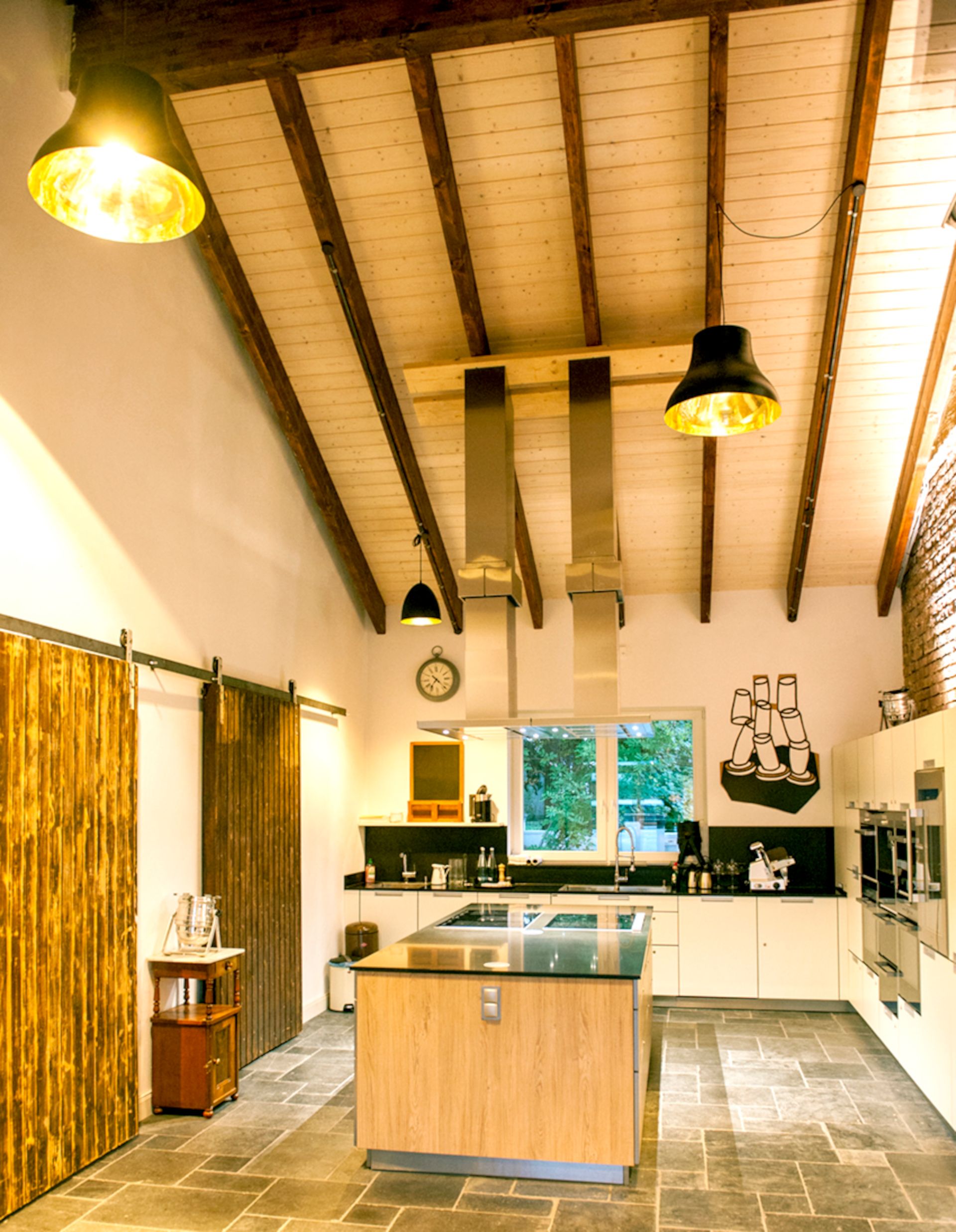 At the Flamersheim Castle cooking school, aspiring chefs learn the craft from professionals.