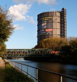 The Oberhausen Gasometer is in close proximity to the Westfield Centro, the Ludwig Gallery at Schloss Oberhausen and the Rhine-Herne Canal, © Gasometer Oberhausen, Dirk Böttger