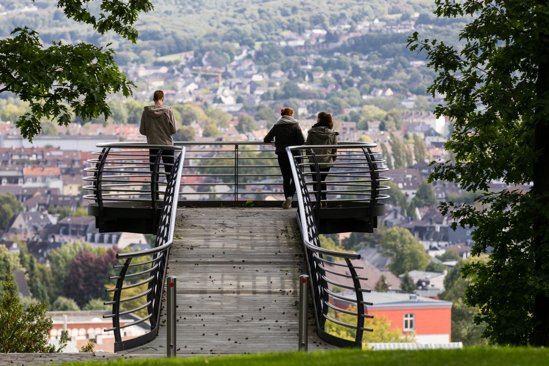 The Skywalk in Nordpark offers a perfect view of the Wuppertal districts of Wichlinghausen, Oberbarmen and Heckinghausen