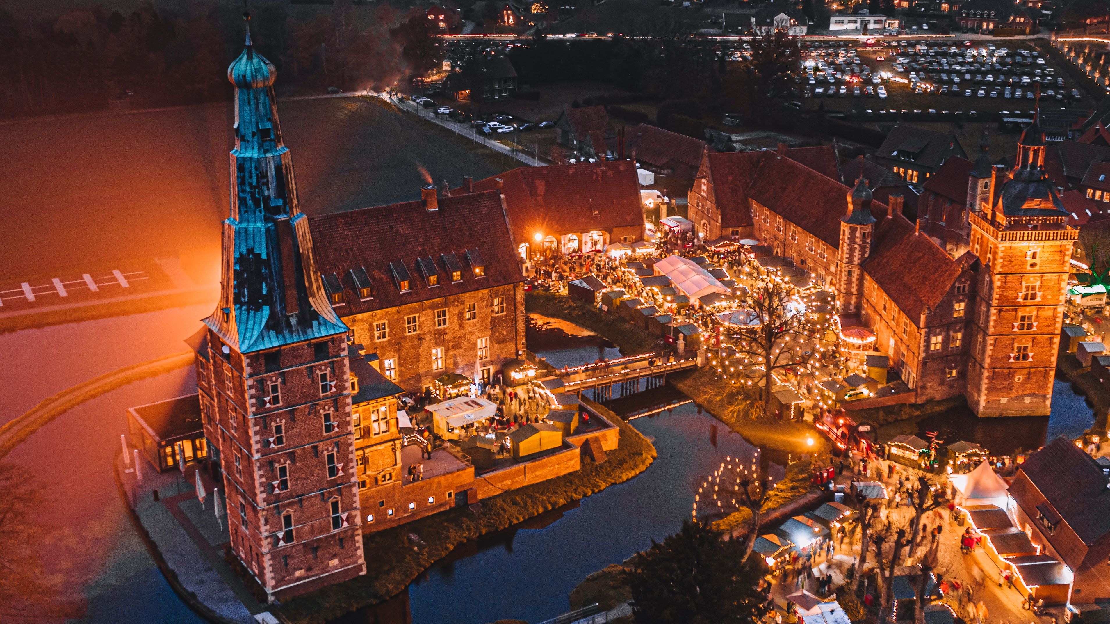 Raesfeld Castle Christmas Market, Münsterland
