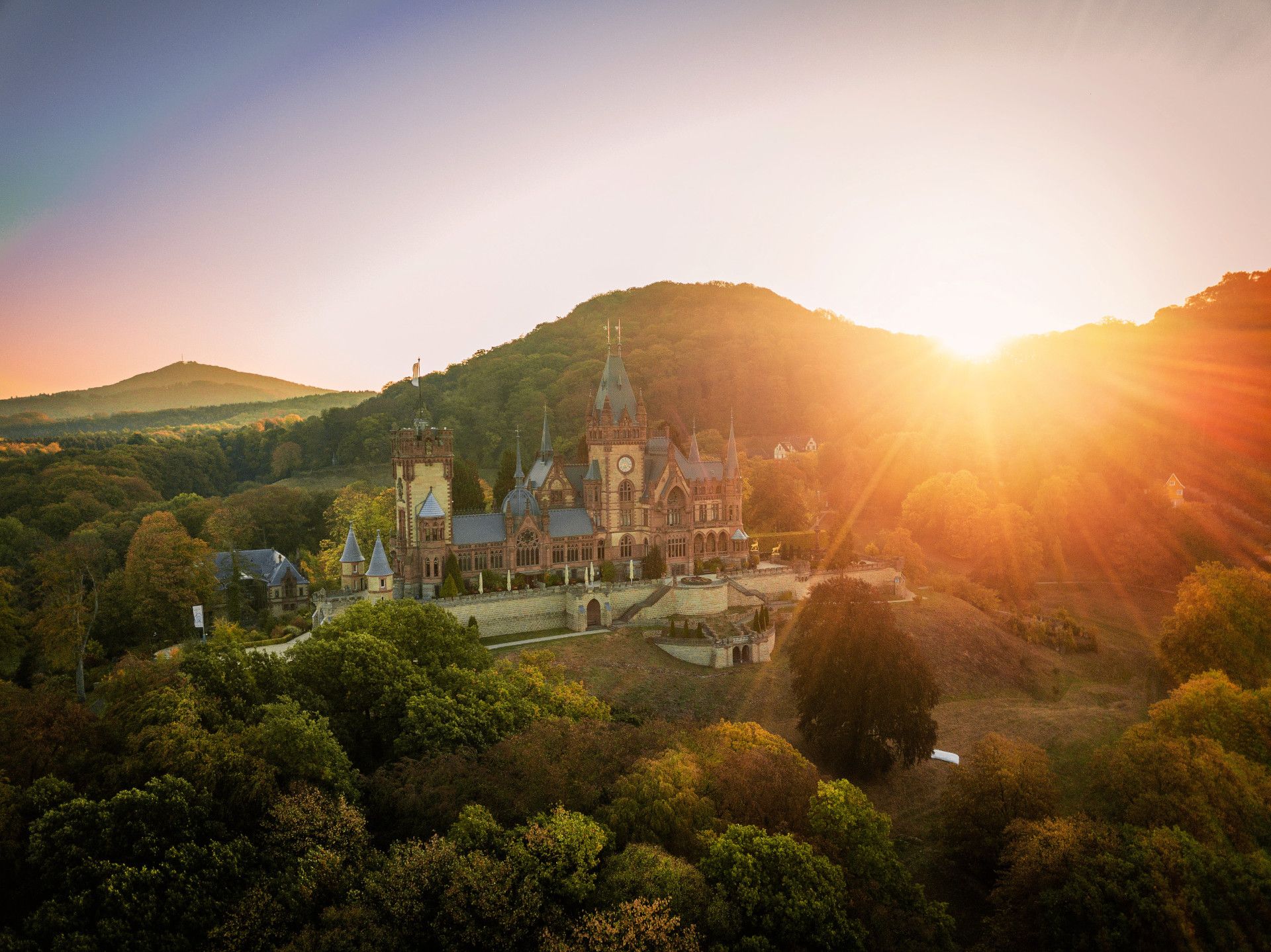 To Page Castle Drachenburg