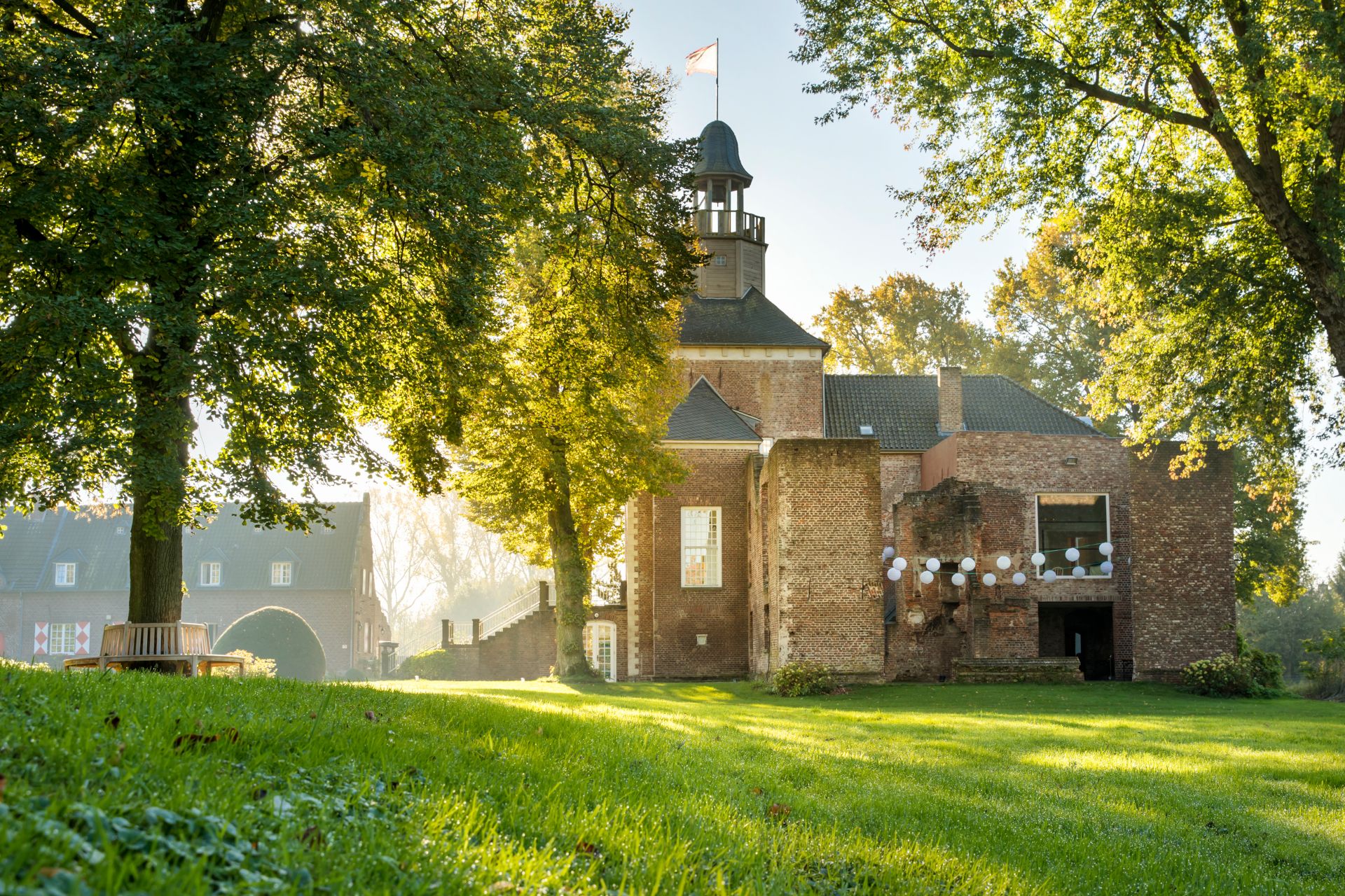 The tower, with its open staircase, stands on the former ruins of Hertefeld Castle.