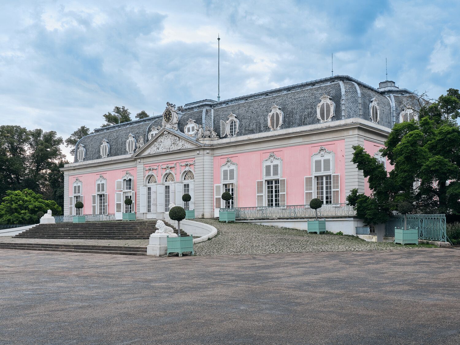 Benrath Palace Christmas Market